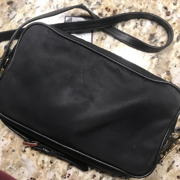 SOLD Auth Prada Tessuto Black Crossbody Bag Nylon - Picture 2 of 8
